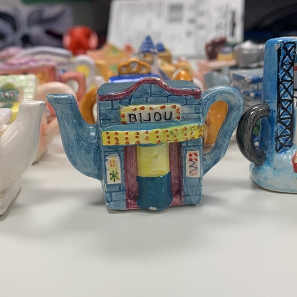 Wade Red Rose figurines - Picture 3 of 4